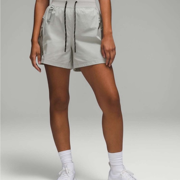 lululemon athletica Pants - Lululemon Multi-Pocket Cargo High-Rise Hiking Short